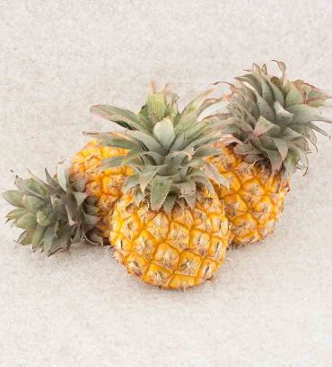 Baby Pineapple(Approx.250g to 350g)