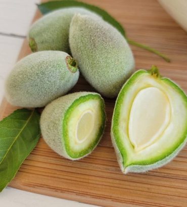 Green Almond
